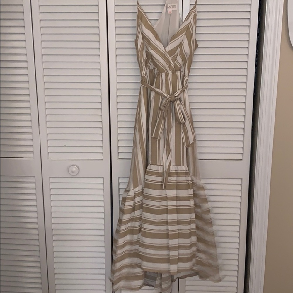 L’atiste tan and white Maxi